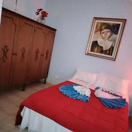 Casa Di Francesca Lägenhet *